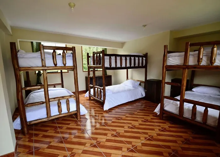Kinsapacha Urubamba